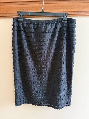 Black Ruffle-Detail Pencil Skirt